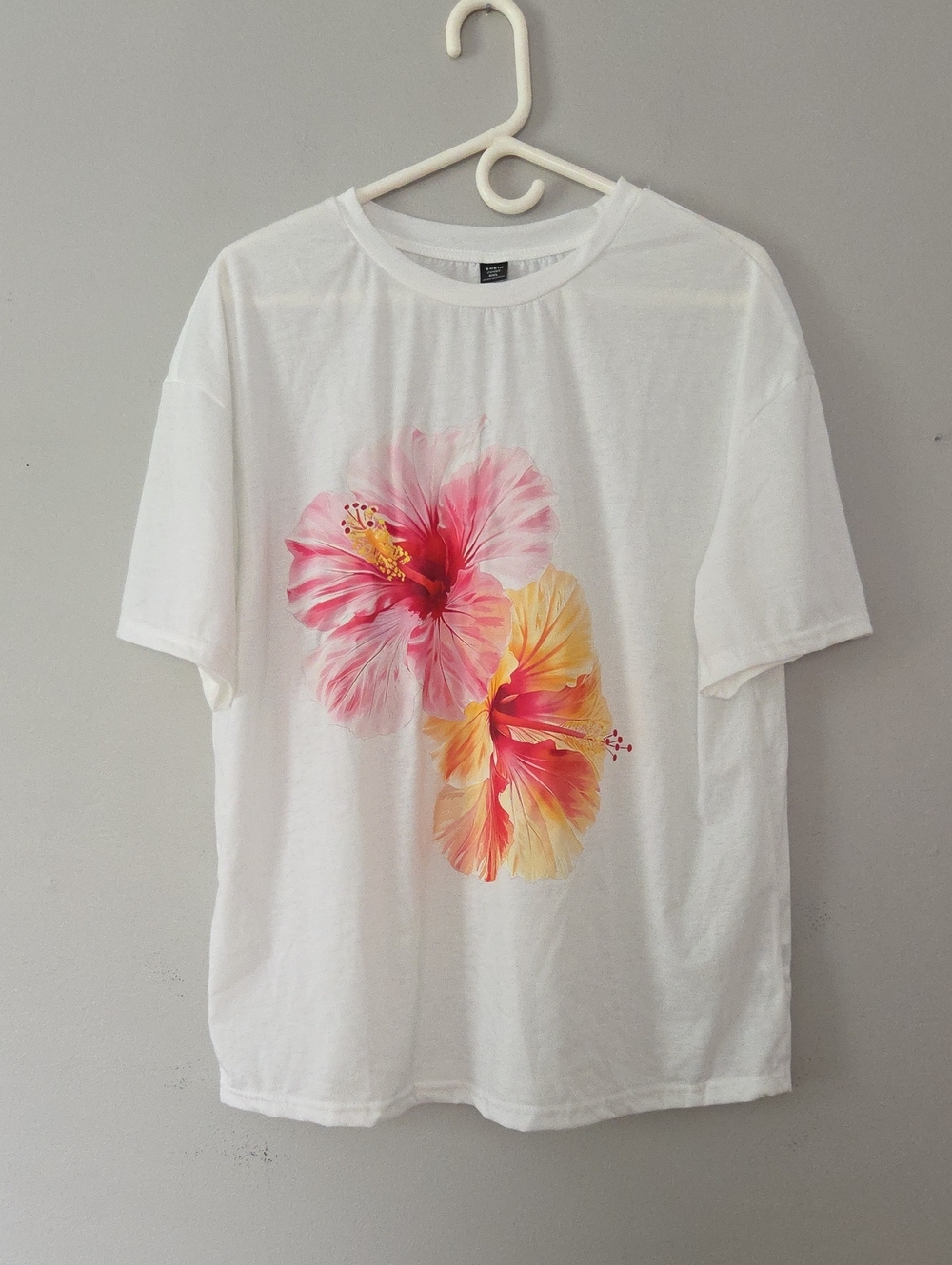 3/$15 Hibiscus Bloom Tee (0XL)